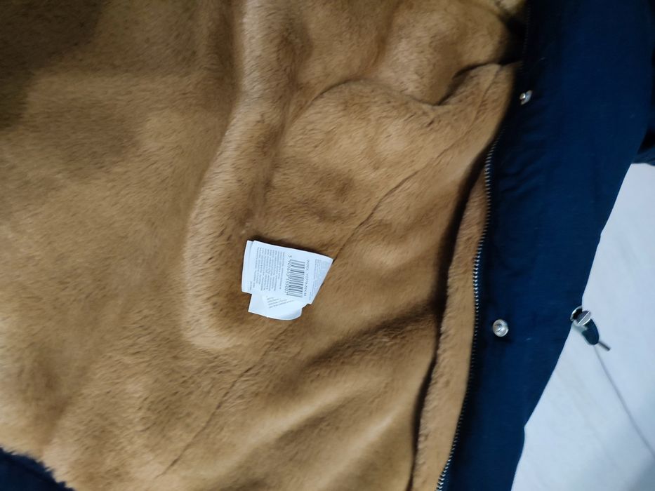 Продам новую  зимнюю куртку CROPP на подростка