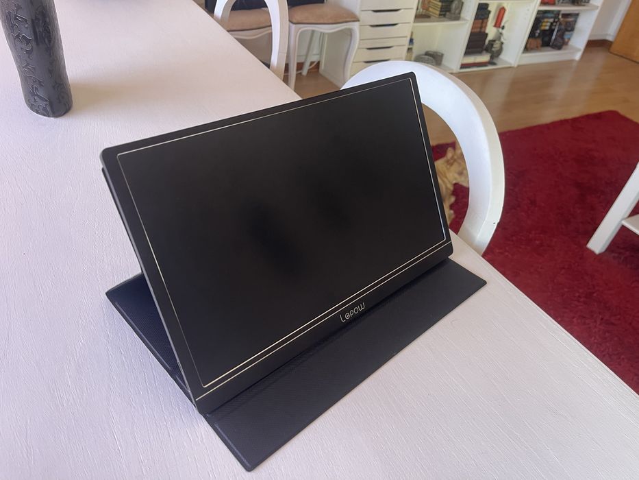 Monitor USB-C e HDMI portatil de 15'6 polegadas em estado impecavel
