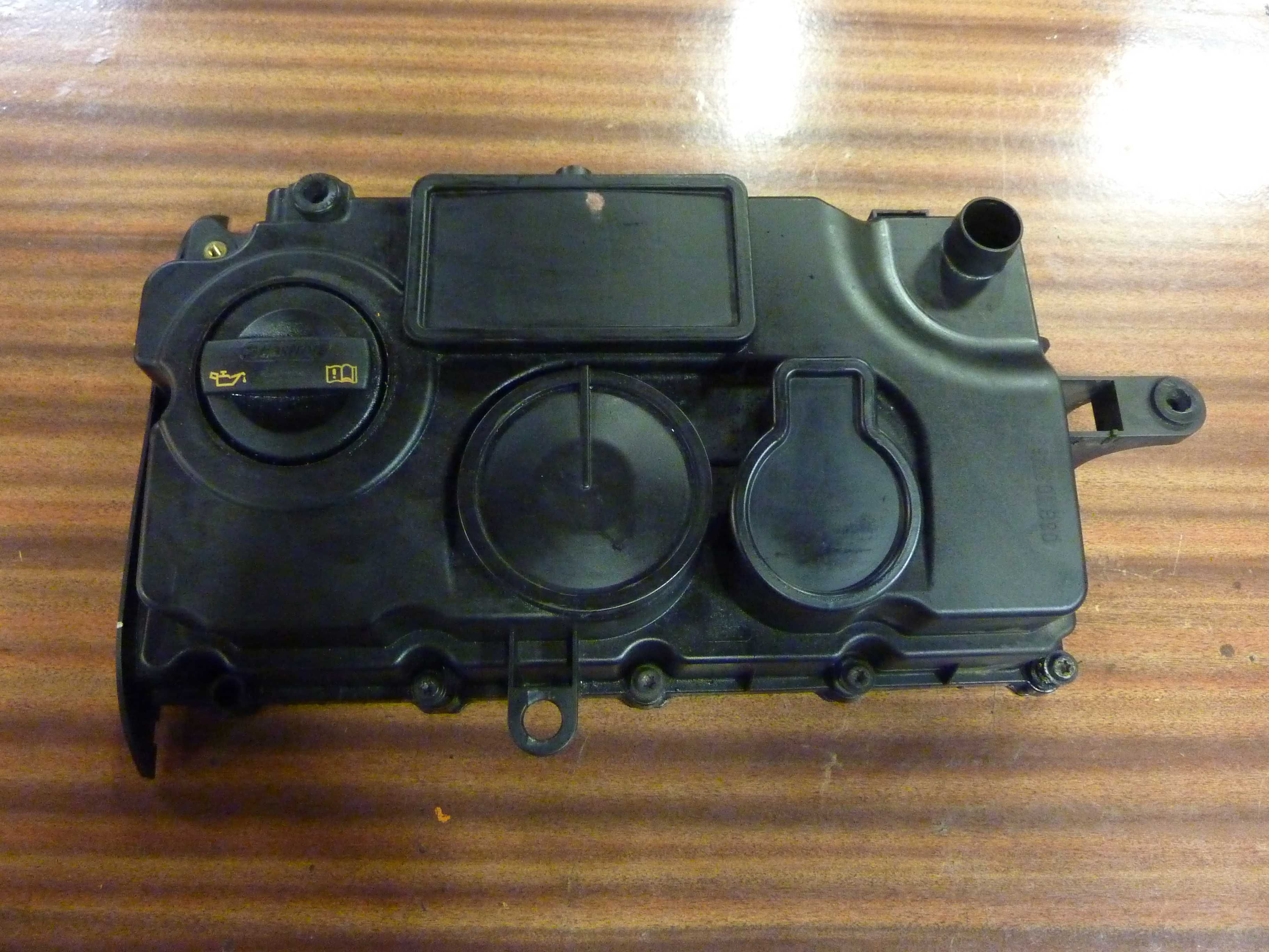 VW PASSAT B6 GOLF V 2,0 TDI 16V BMR pokrywa zaworów odma 03G.103469L
