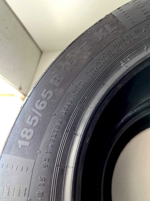 Pneus Continental ContiEcoContact 5 - 185/65/15 - NOVOS