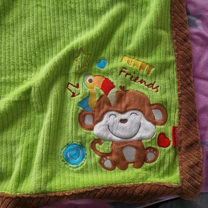 Łóżeczko dziecięce, kołderka, kocyki