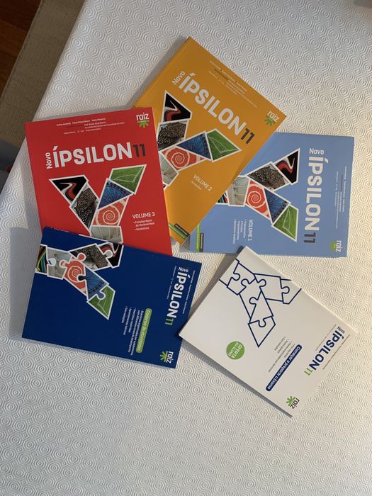 Manuais Escolares NOVOS +Cad At Matematica A 11° Epilson, Raiz Editora