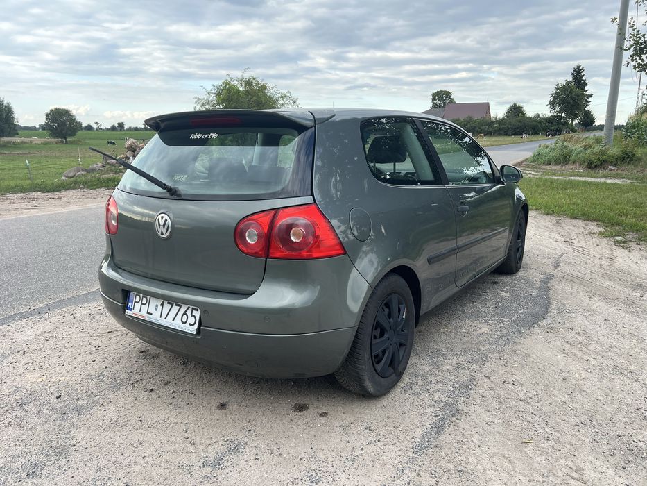 Golf V, pakiet caractere
