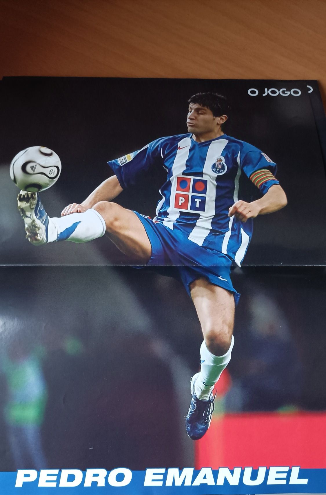 Livro de Ouro FC Porto inclui posters