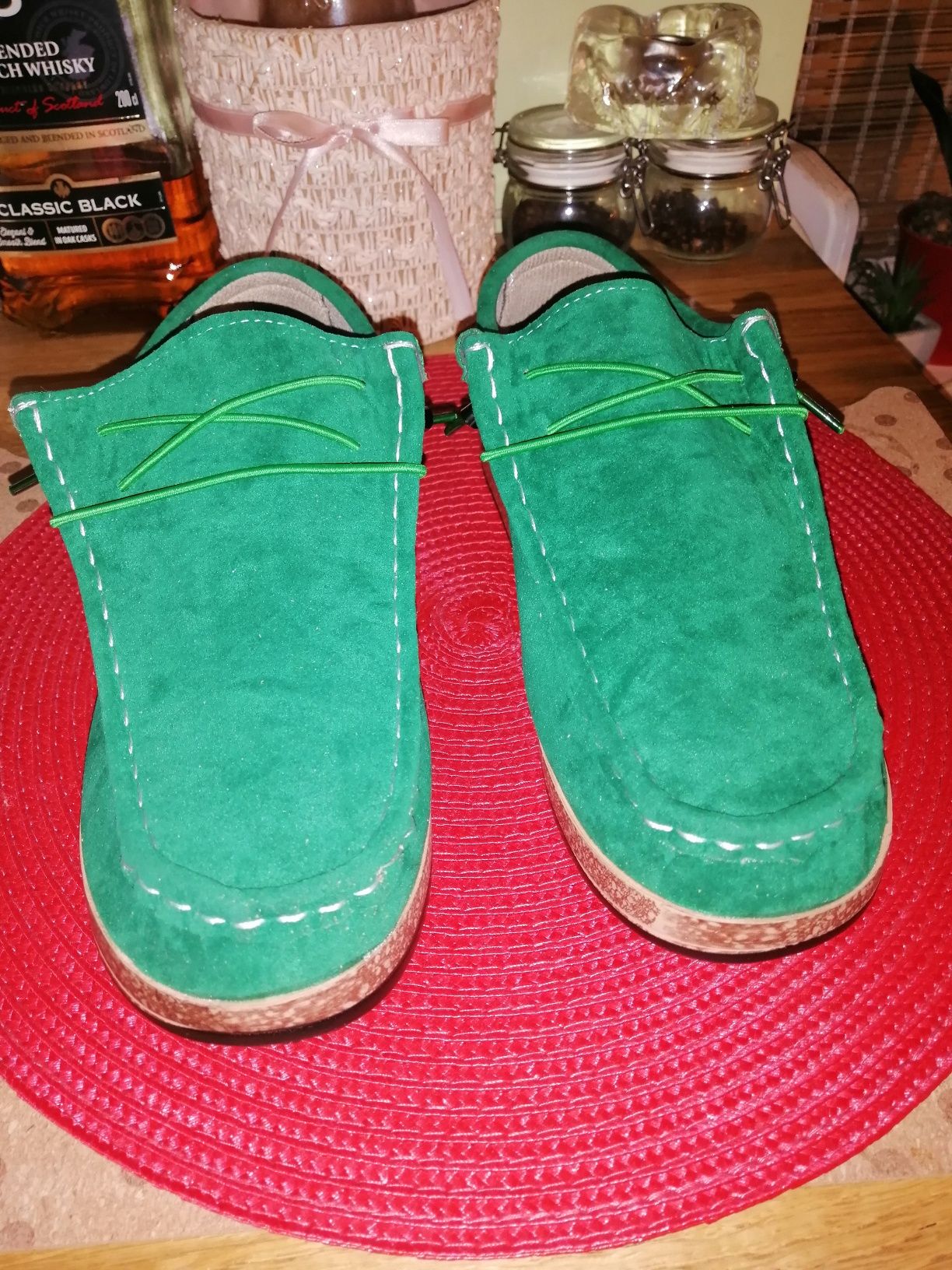 Zielone, nowe mokasyny, 41.