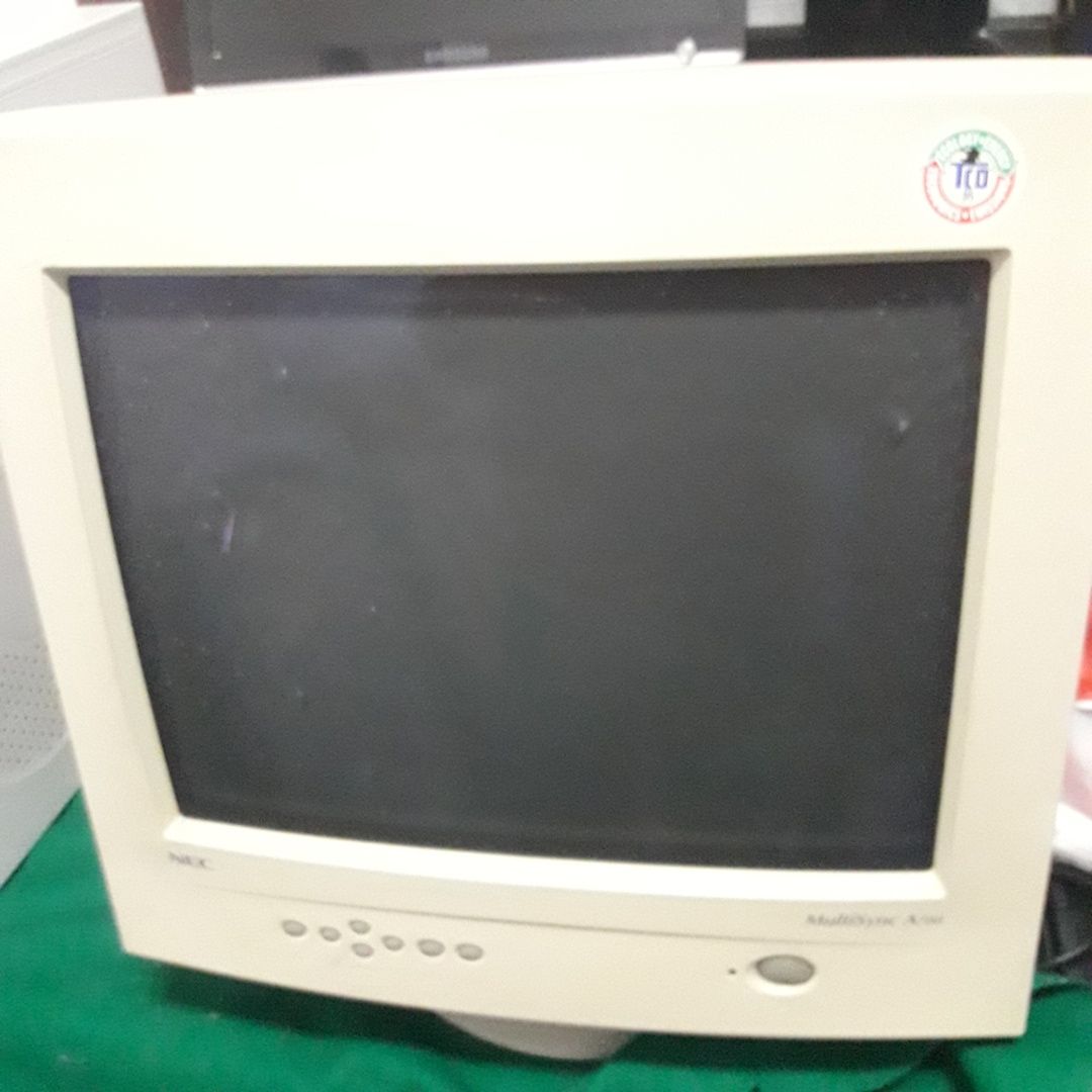 monitor crt 17''