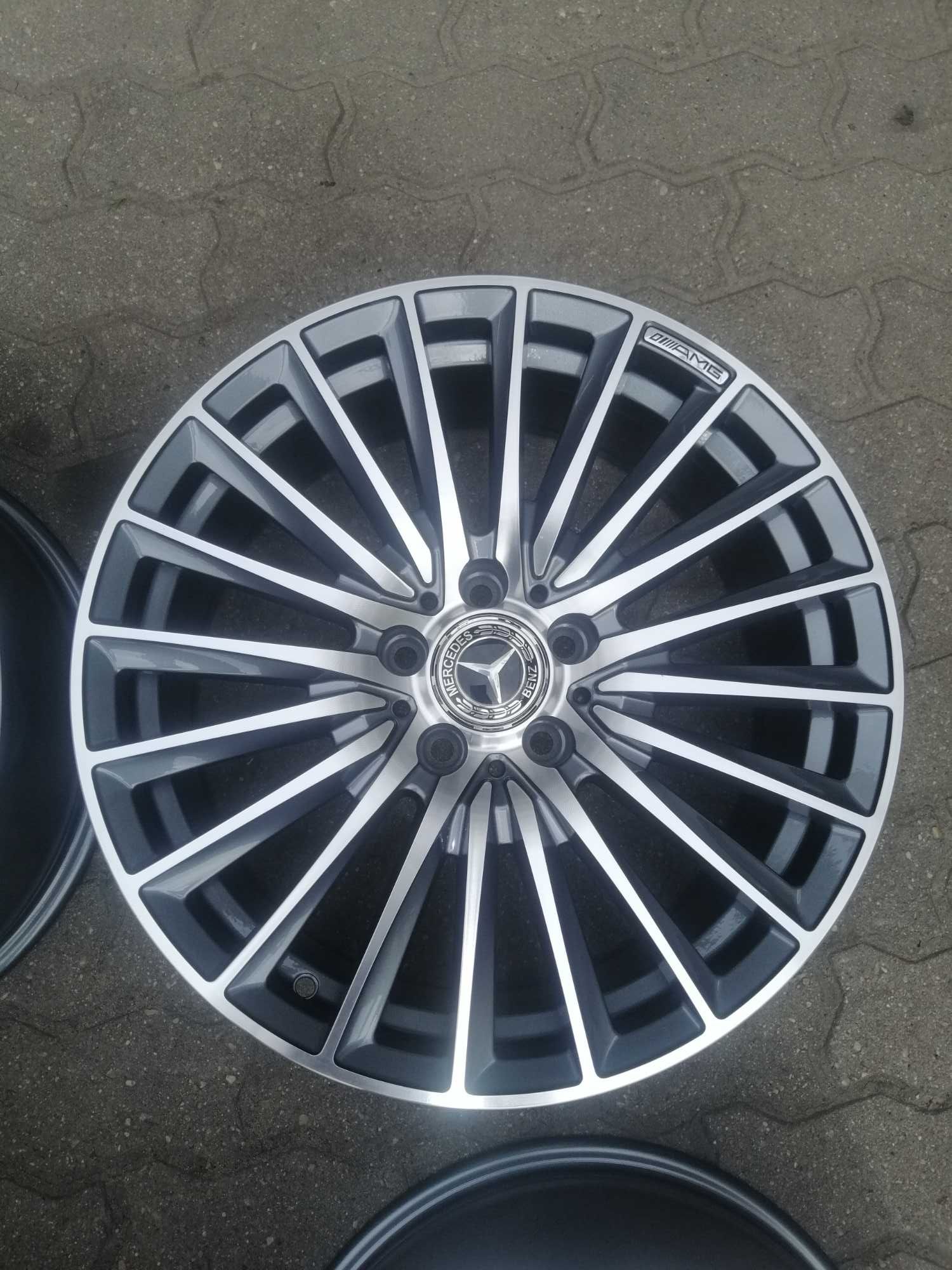 Felgi aluminiowe 5 x 112 R 18 Alufelgi oryginalne Mercedes AMG Carbon