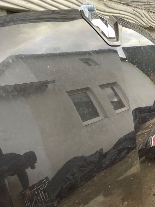 Капот Renault Megan 3 в рідній фарбі