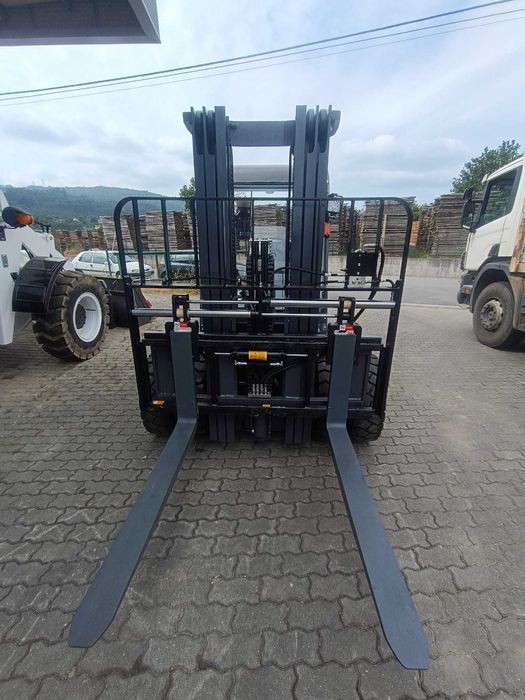 Empilhador mitsubishi novo 3.5 ton cabine e posicionador