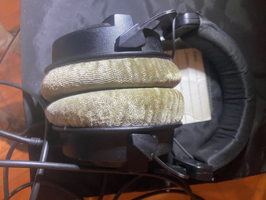 Fones Beyerdynamic DT 770 Pro 80 ohm