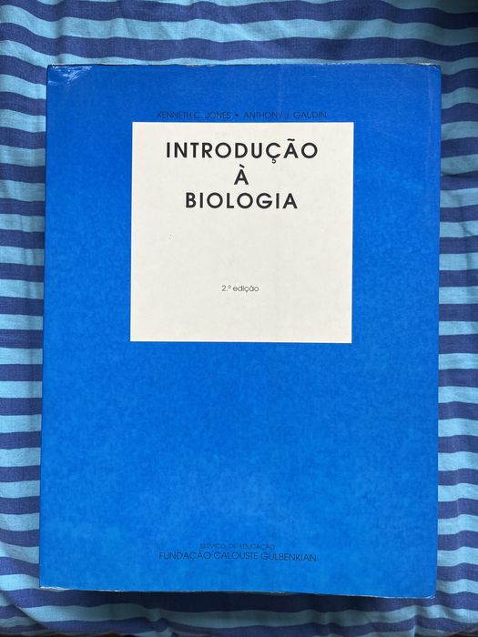 Introdução à biologia edicão gulbenkian Microbiologia.