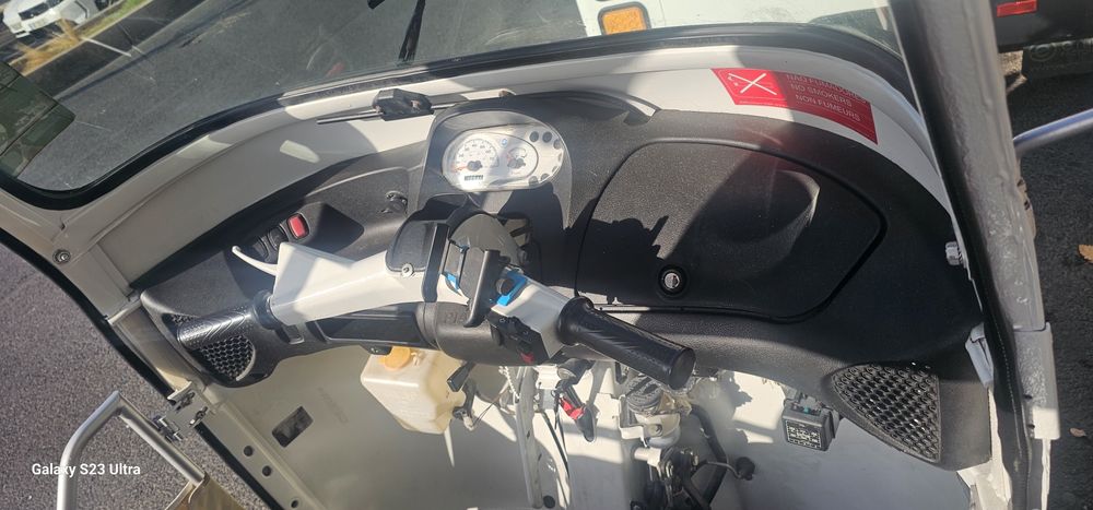 Tuktuk piaggio ape calessino 200