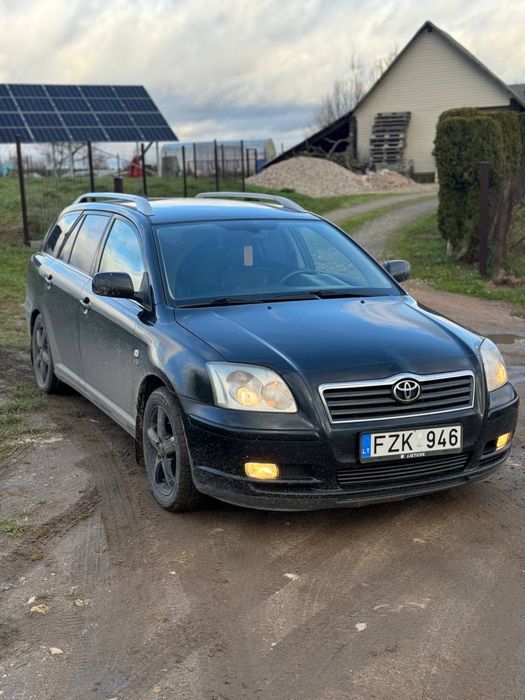Toyota Avensis 2.0, 4D, 2005 рік, механіка,преміум комплектація.