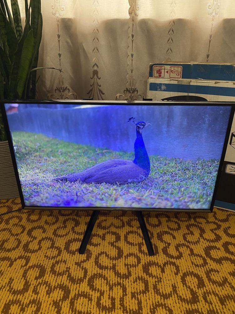 Телевізор 32 Самсунг Samsung UE32J5500 Smart TV Wi-Fi ІНТЕРНЕТ ДОДАТКИ