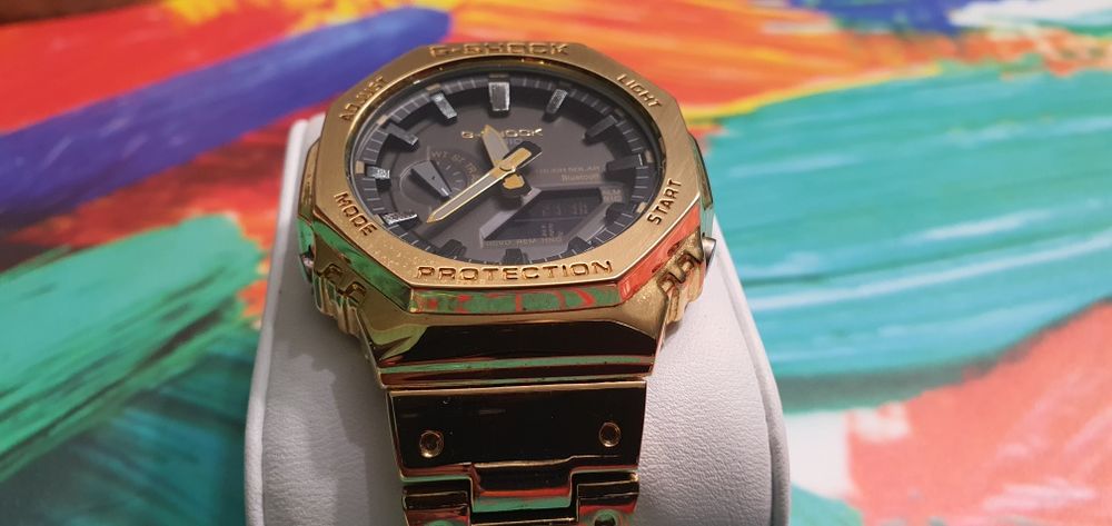 Złoty zegarek casio