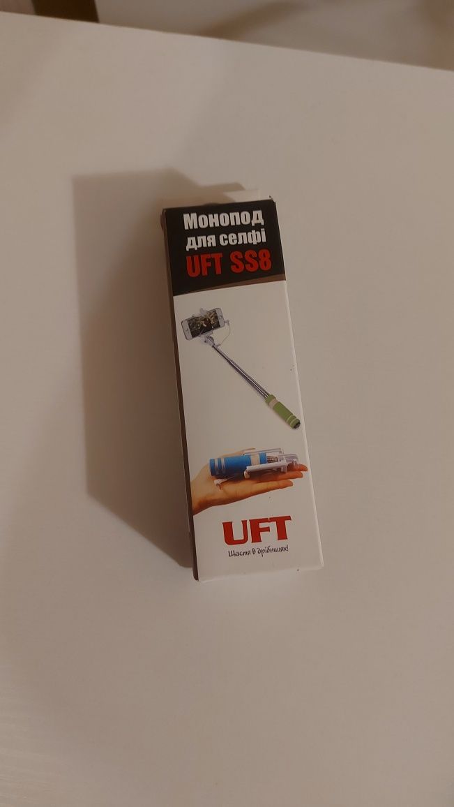 Селфі-монопод UFT SS8 Compact зі шнуром