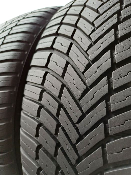 225/45/17 Sprzedam parę opon  Bridgestone