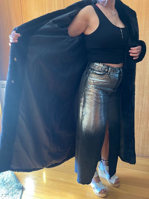 Casaco comprido preto