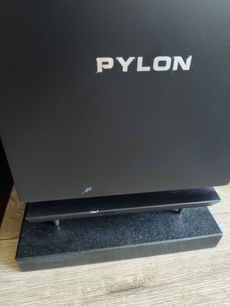 Kolumny Pylon Diamond 30 czarne