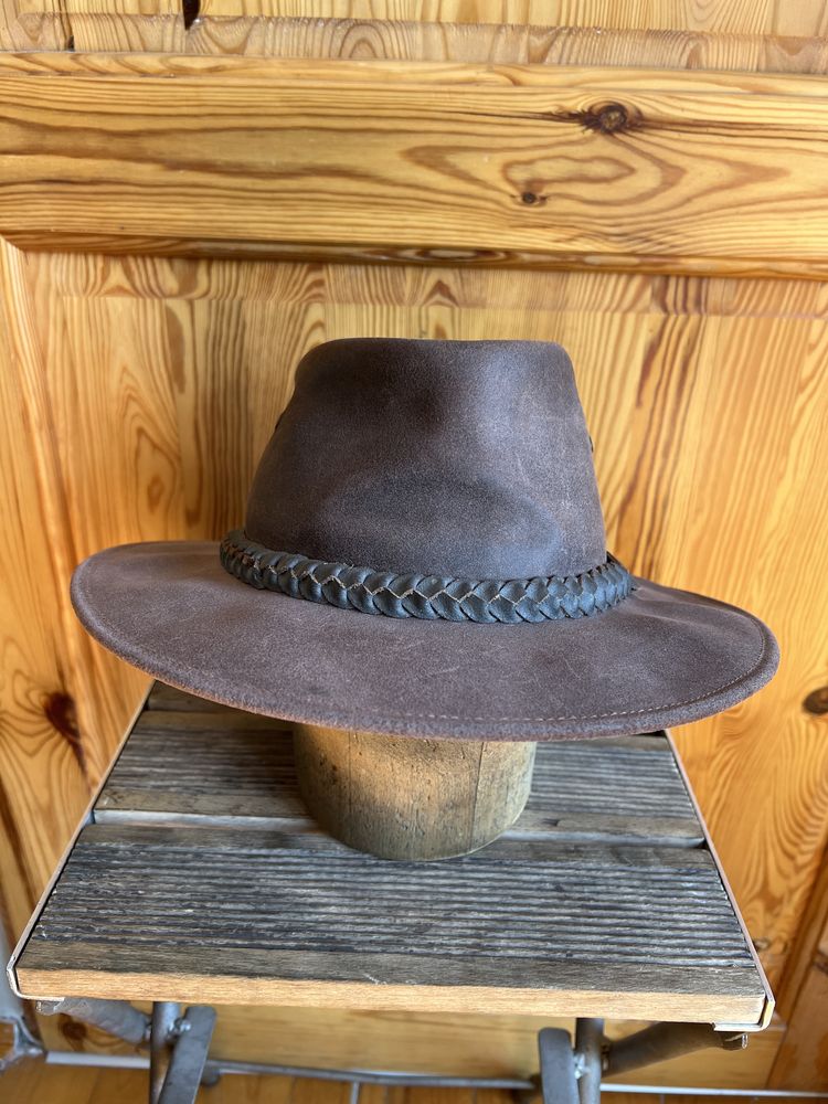 Sprzedam skórzany kapelusz firmy BUSH-SKINS rozmiar S (57cm),