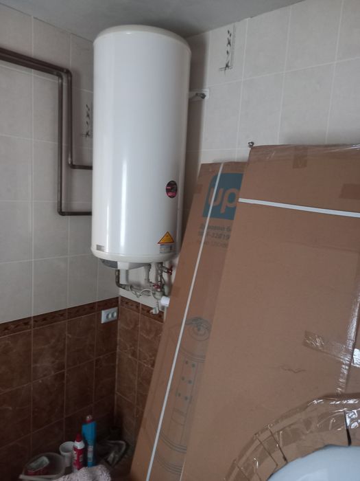 Продам будинок із кухнею