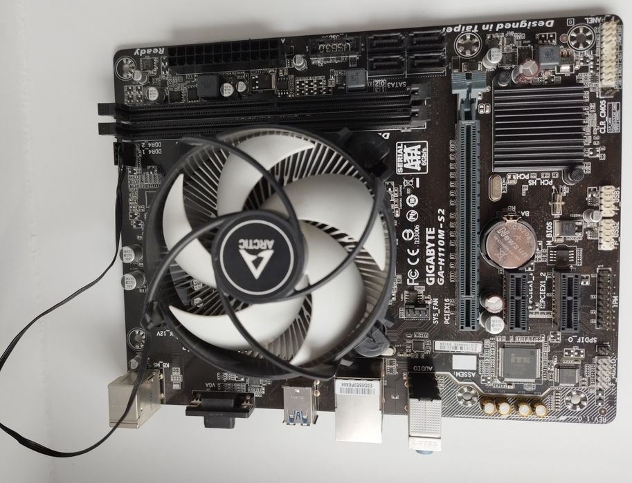Zestaw Gigabyte H110M-S2 + Intel Core i5-6500 | LGA1151 |