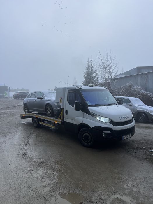 Послуги евакуатора з лафетою