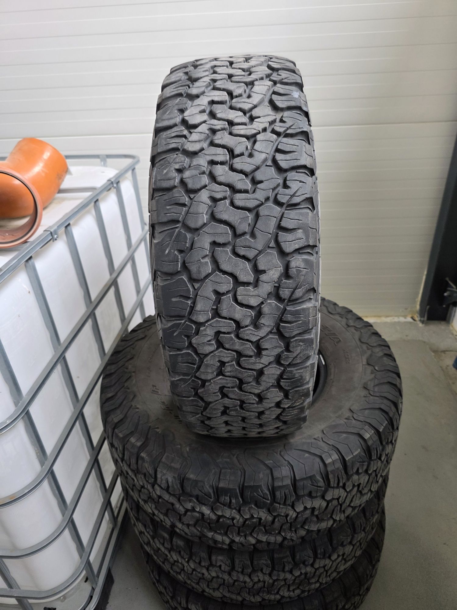 Opony terenowe AT BFAGoodrich All Terrain KO2 T/a 285/75/R16