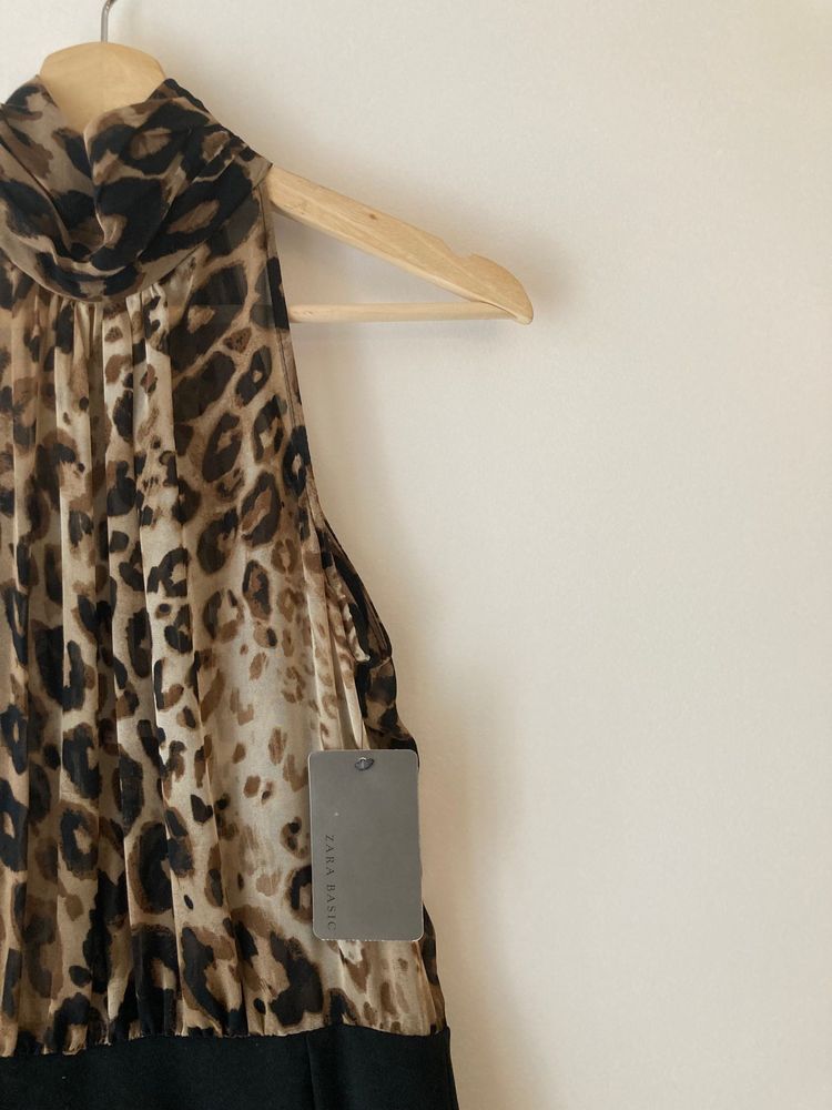 Vestido padrão leopardo - Zara - Tamanho M