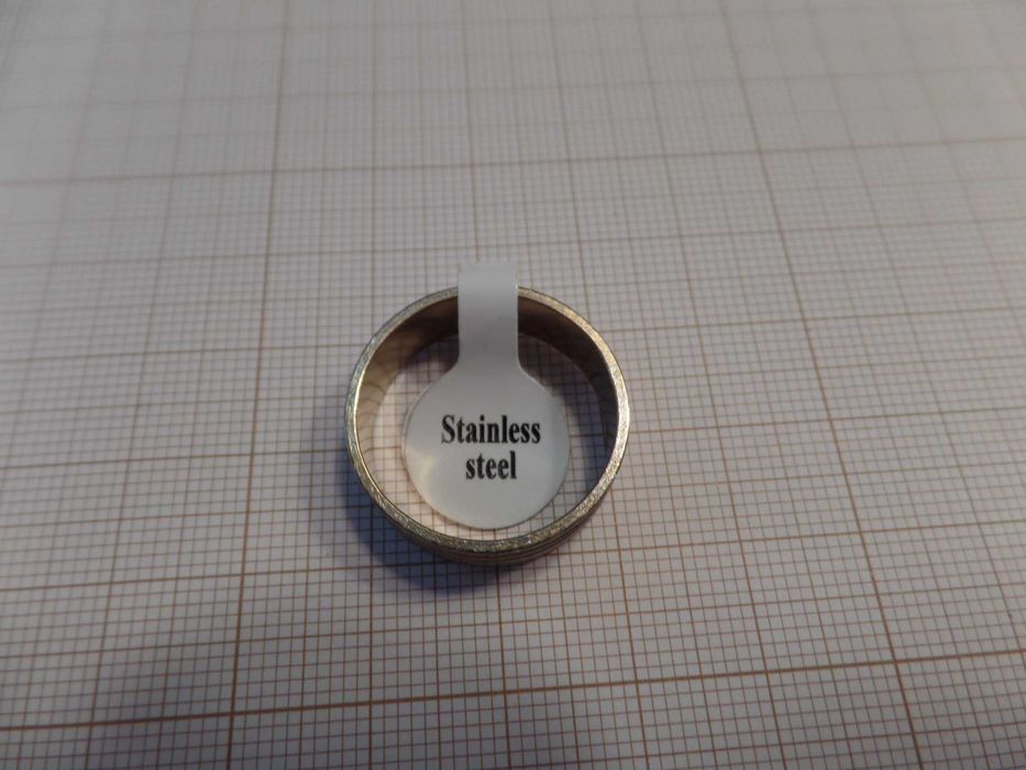 Conjunto de Anel em Aço Inoxidável mais fio de Pescoço (V63) K