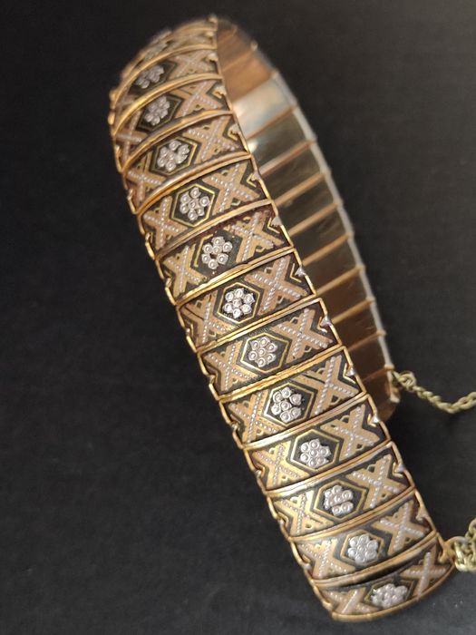 Книга  Последний самодержавец. Браслет Дамаскин