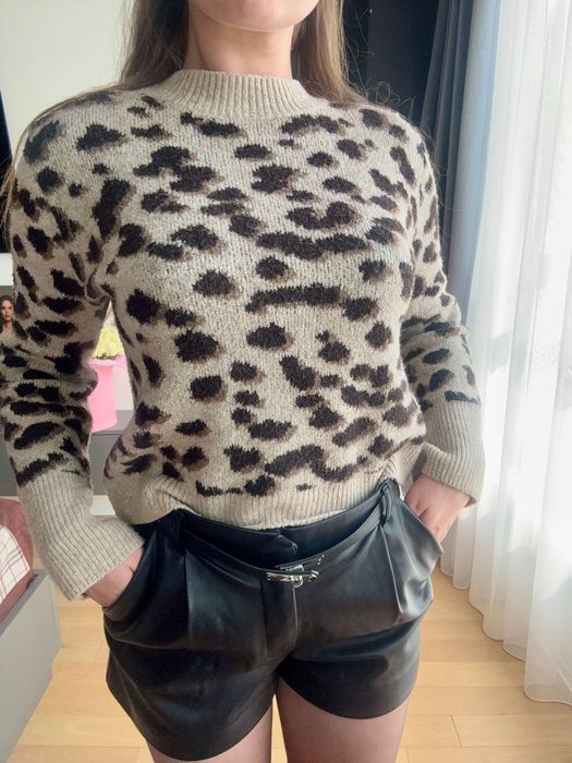 Теплий светр з шортами Zara