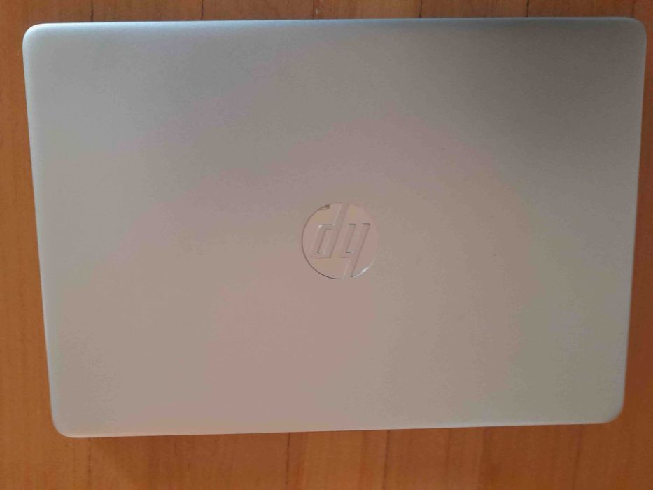 Portátil HP 14” – 4GB RAM, HD 50GB