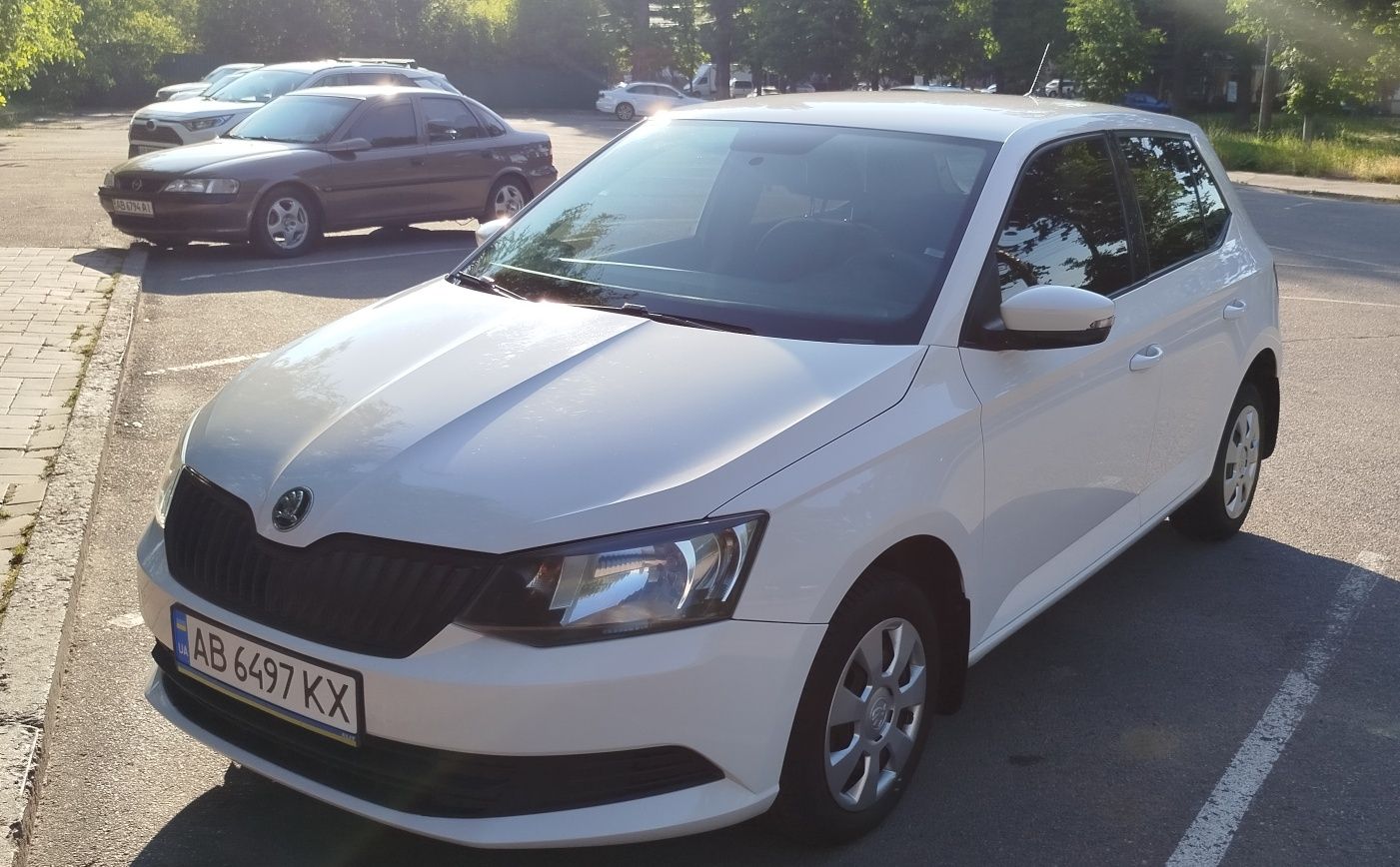 Продам автомобіль Skoda Fabia 3