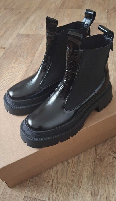 Черевички челсі лакована шкіра
