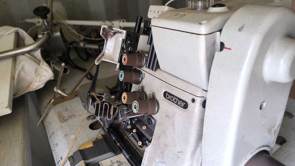 Máquinas de Corte e Cose & Diversos para PEÇAS