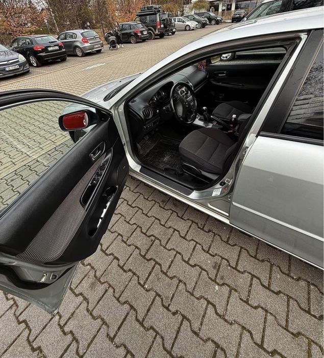 Sprzedam Mazdę 6 Diesel z 2003 roku.