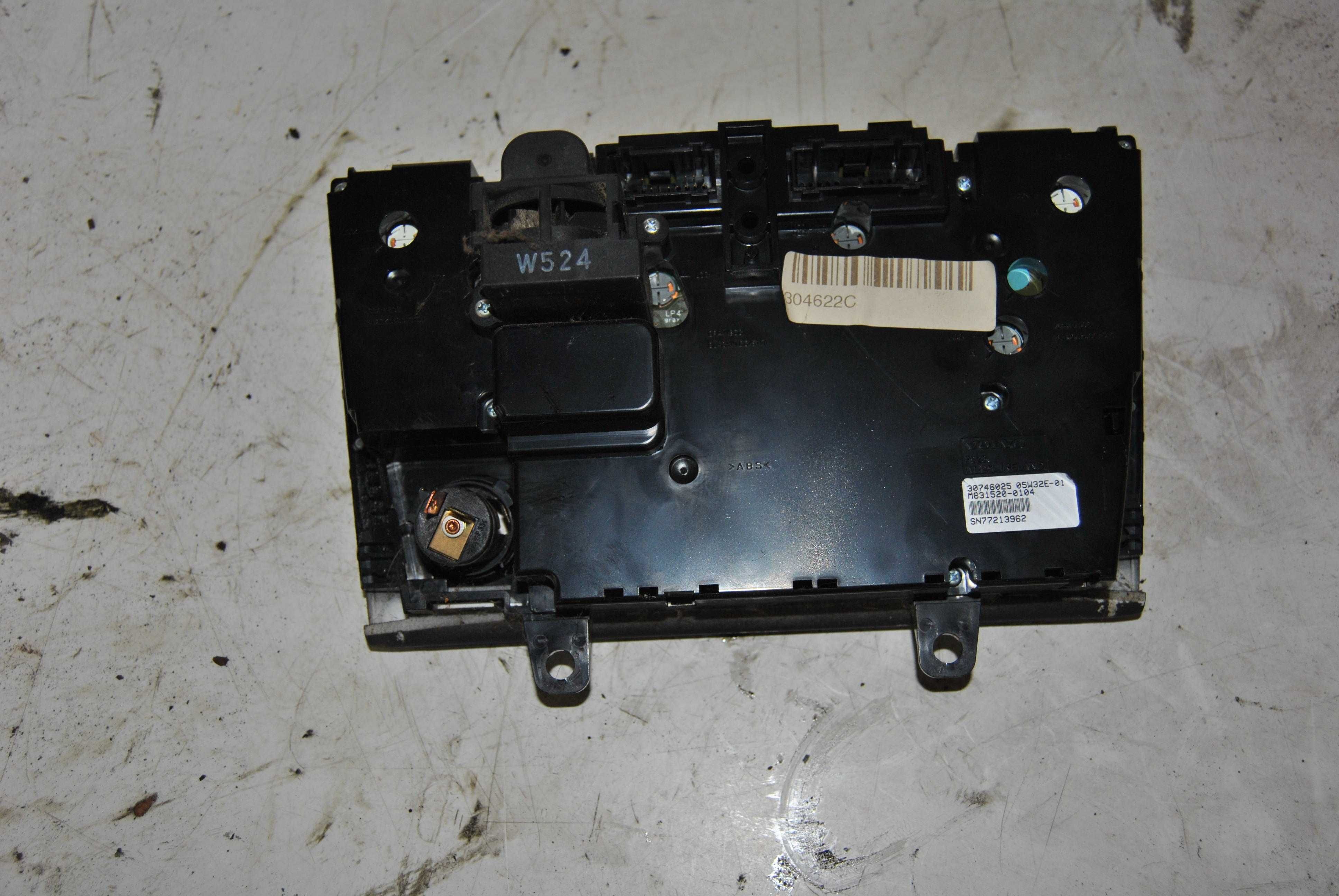 Panel sterowania nawiewem Volvo XC90 2.4D D5