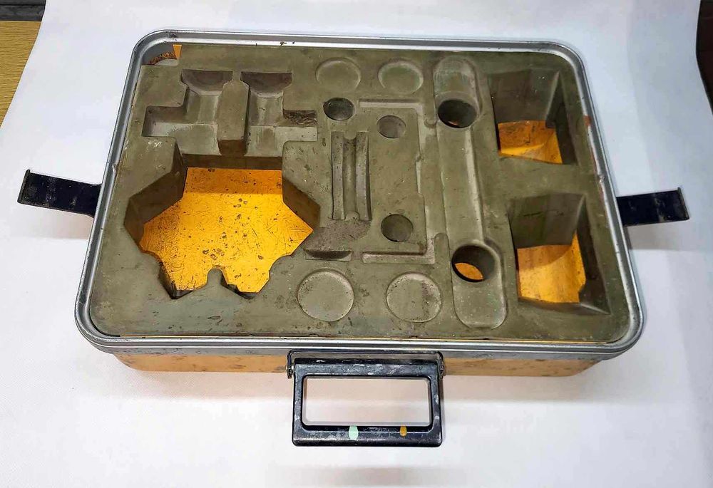 Pudło po instrumencie ZEISS