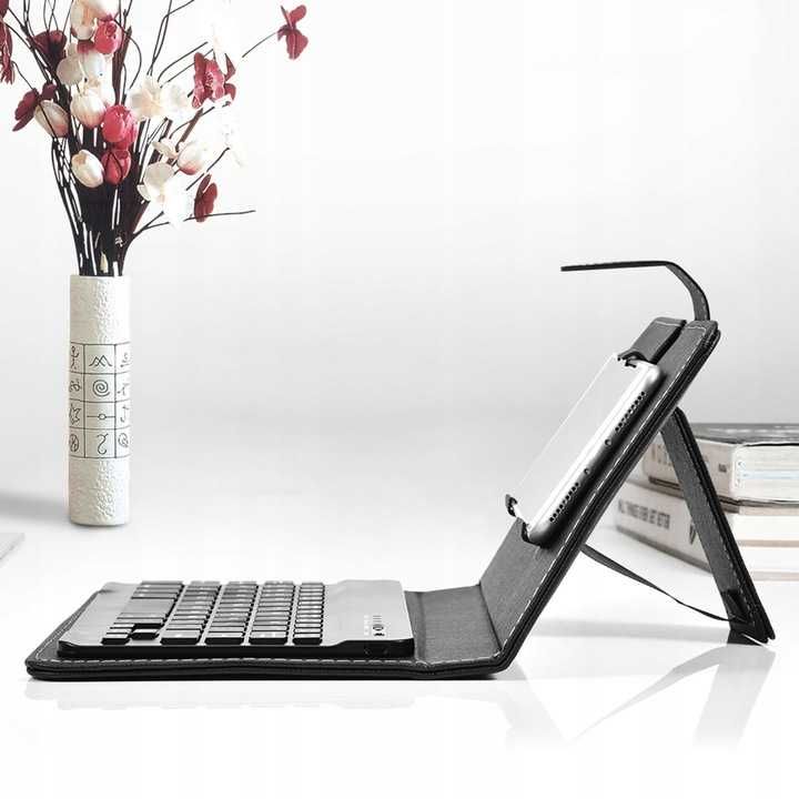 Etui Case z klawiaturą Bluetooth do TELEFONu 6.8''iOS / Android czarne