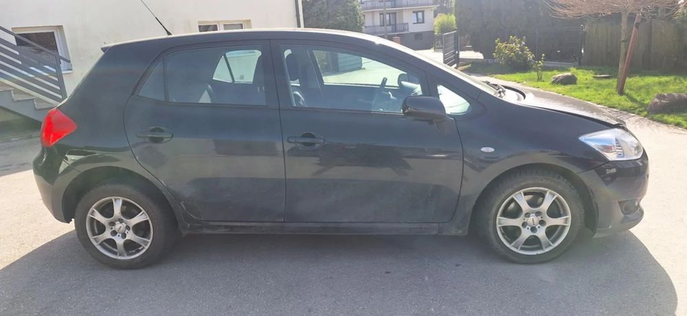 TOYOTA AURIS I 209 błotnik prawy tył