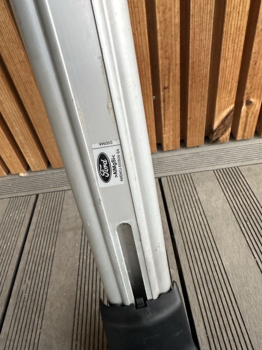 Bagazniki (belki) dachowe thule ford S-max 2015