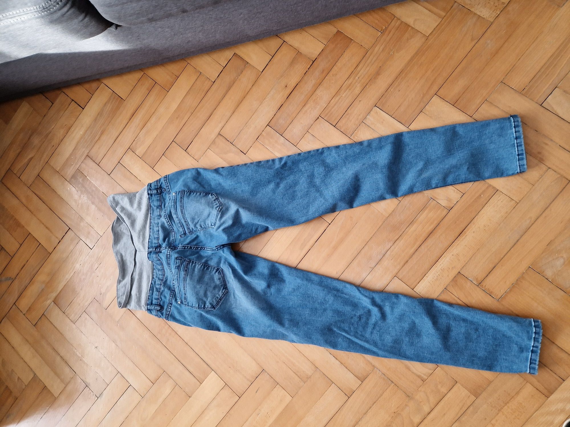 Jeansowe spodnie ciążowe esmara