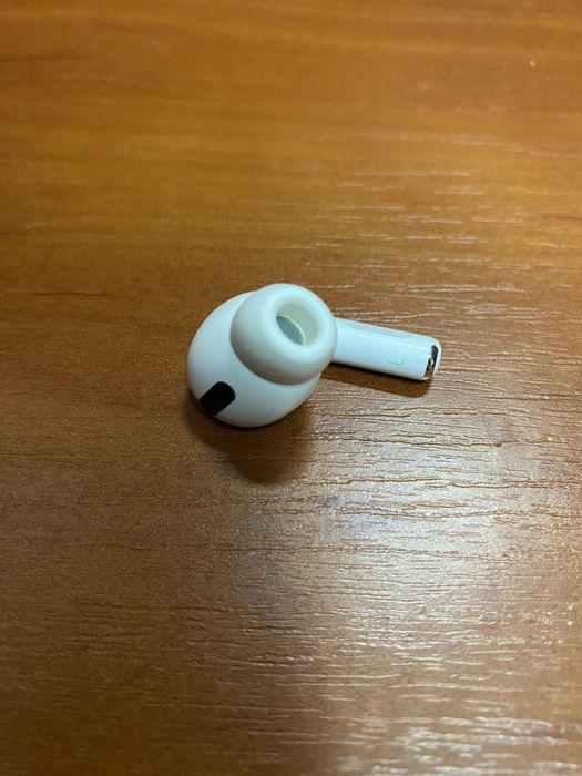 Продам наушник орігінальний лівий в відміному стані