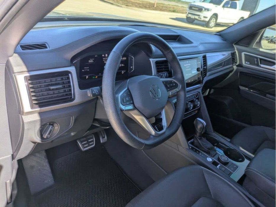 Volkswagen Atlas Cross Sport V6 SEL Premium R-Line 4Motion      2020