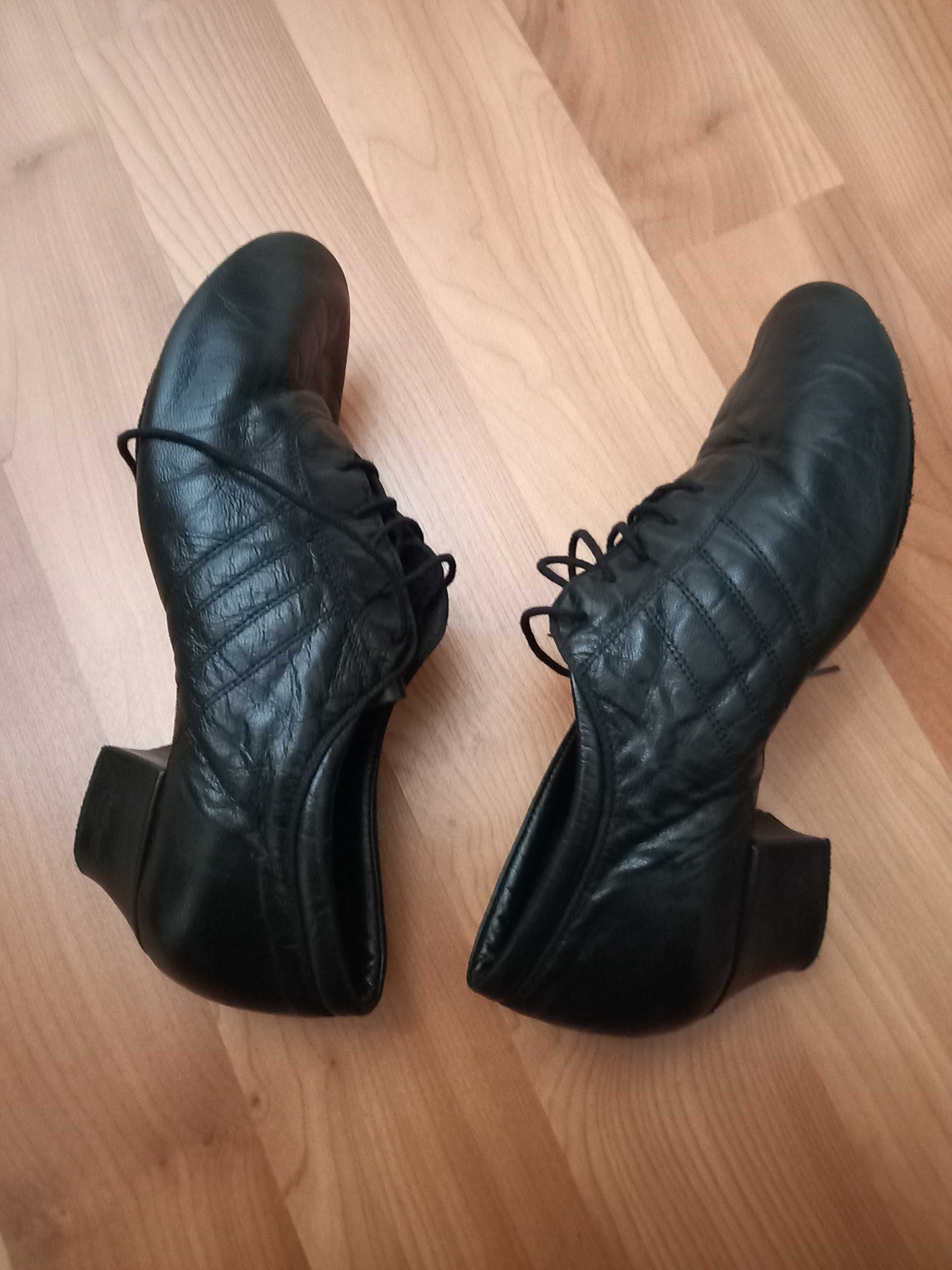 Sapatos Danças de Salão p/ Homem PortDance N41