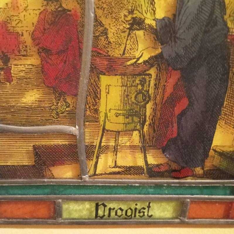 Obraz Witraż Drogist Perfumiarz 36x31cm.