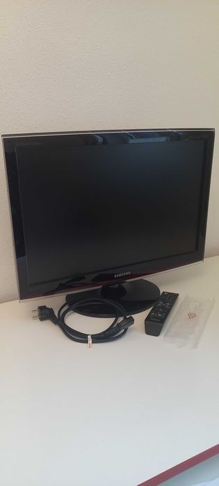 Telewizor Monitor Samsung Sync Master T240HD
