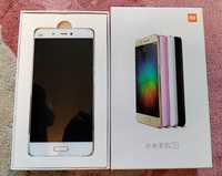 Продам Xiaomi mi5 3/32 White