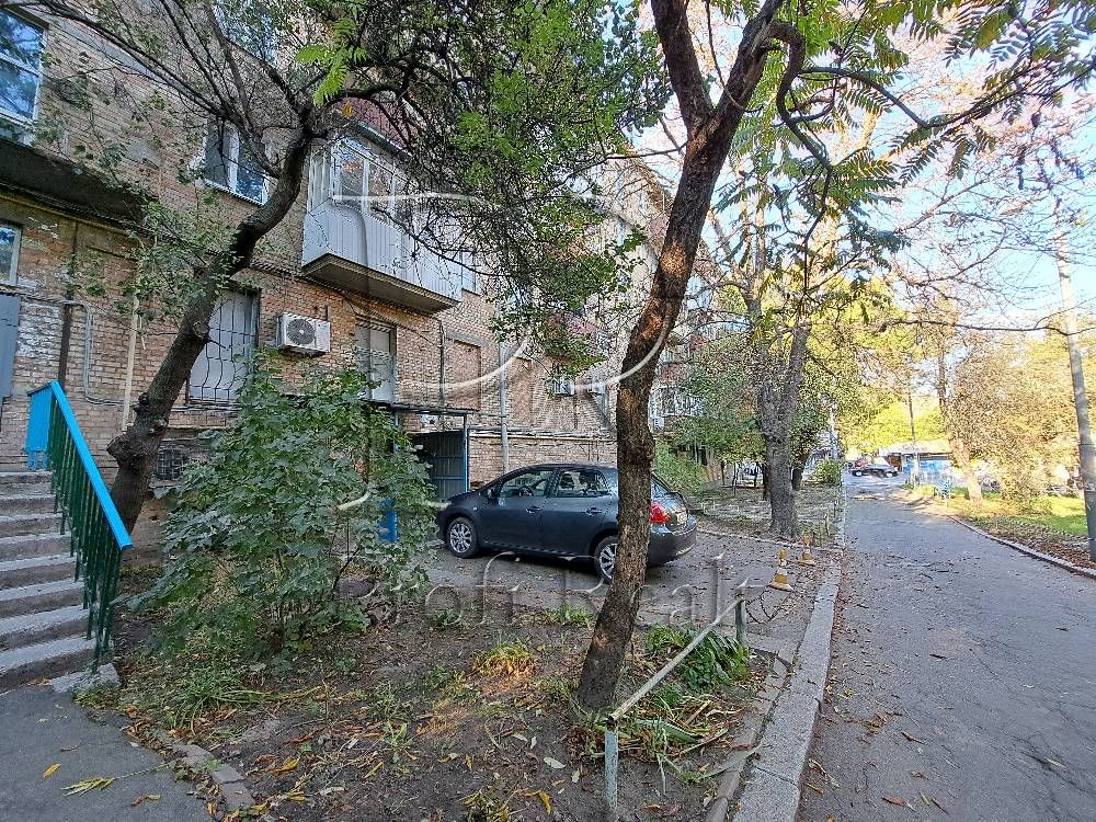 Продаж 2 кімн. квартири проспект Повітряних сил/Воздухофлотский пр-т 7